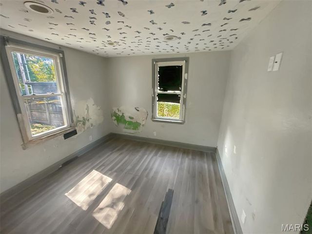 1749 Sinnott Circle, Independence, MO 64050