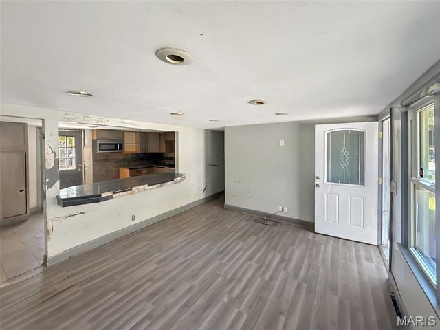 1749 Sinnott Circle, Independence, MO 64050