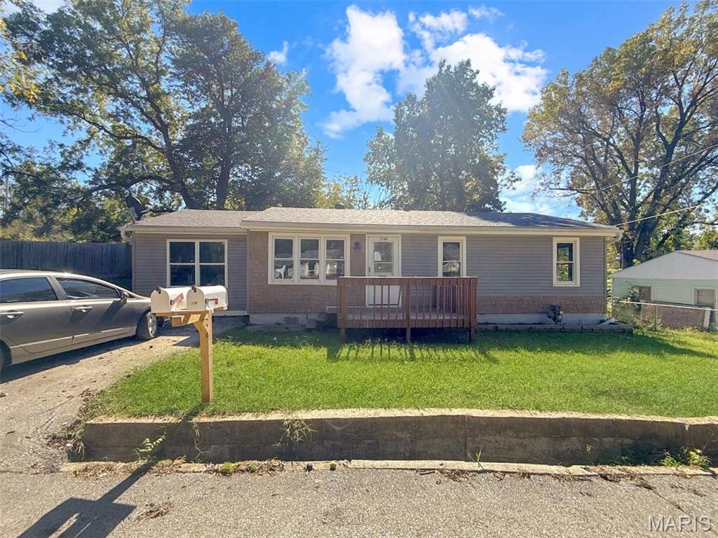 1749 Sinnott Circle, Independence, MO 64050