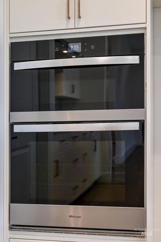 5174 W River Oaks Dr, Meridian, ID 83646