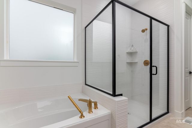 5174 W River Oaks Dr, Meridian, ID 83646