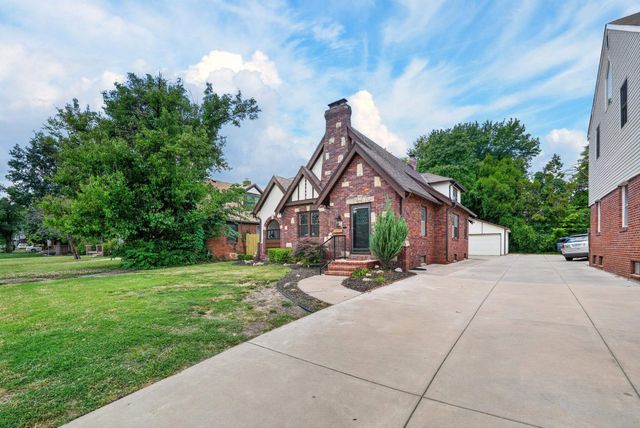 211 N Oliver, Wichita, KS 67208