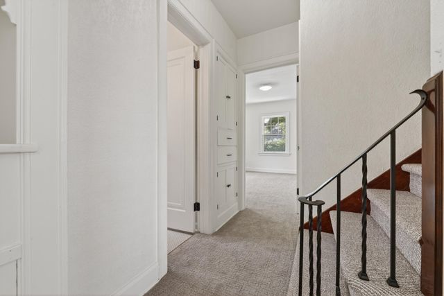 211 N Oliver, Wichita, KS 67208
