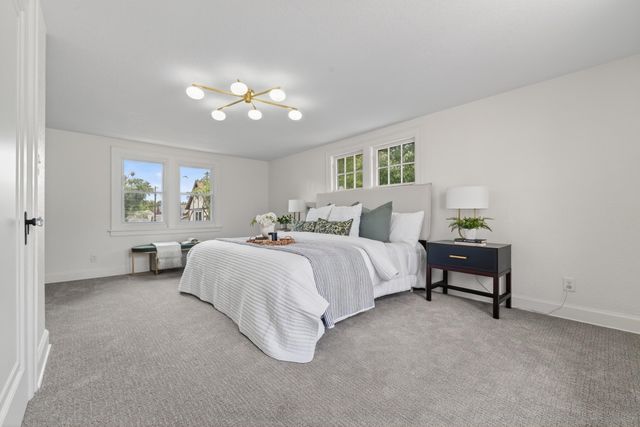 211 N Oliver, Wichita, KS 67208