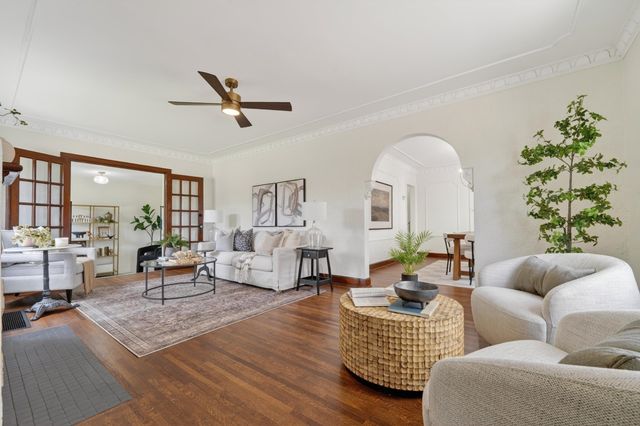 211 N Oliver, Wichita, KS 67208
