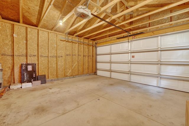 211 N Oliver, Wichita, KS 67208
