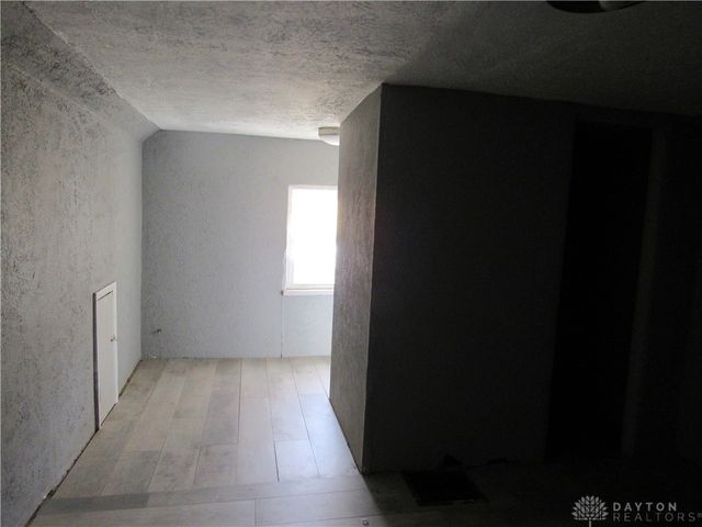 2247 Esmeralda Avenue, Dayton, OH 45406