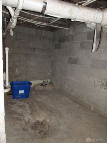 2247 Esmeralda Avenue, Dayton, OH 45406