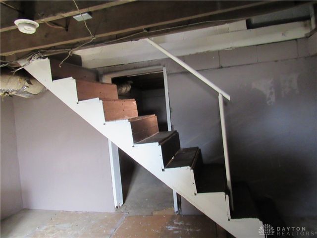 2247 Esmeralda Avenue, Dayton, OH 45406