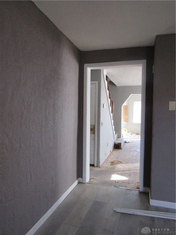 2247 Esmeralda Avenue, Dayton, OH 45406