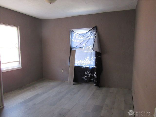 2247 Esmeralda Avenue, Dayton, OH 45406