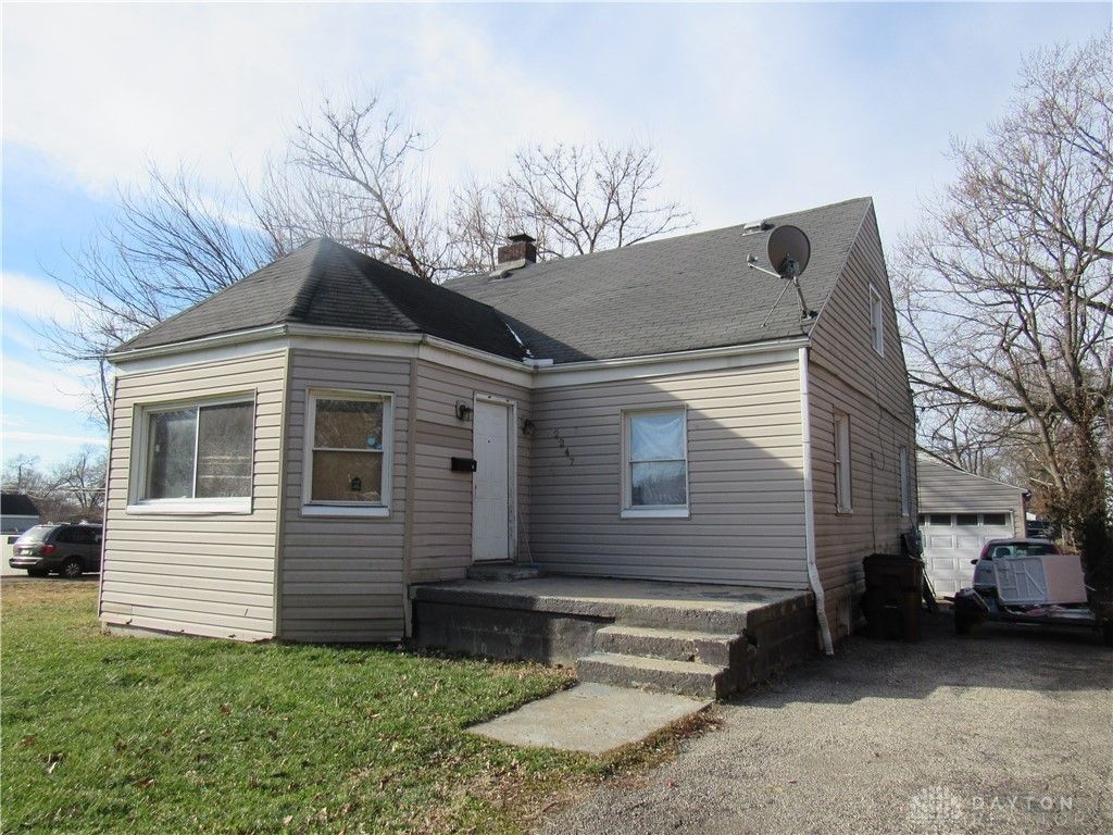 2247 Esmeralda Avenue, Dayton, OH 45406
