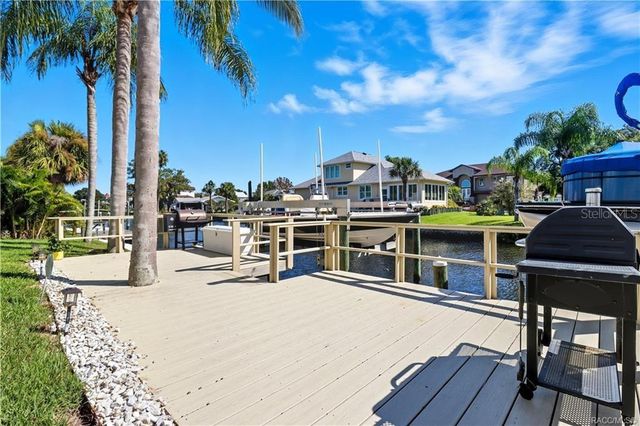 11998 W RIVERHAVEN DRIVE, Homosassa, FL 34448
