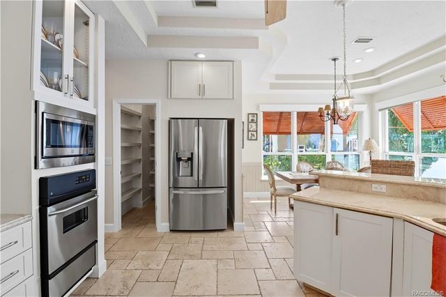 11998 W RIVERHAVEN DRIVE, Homosassa, FL 34448