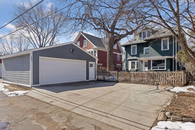 2623 Irving Avenue S, Minneapolis, MN 55408