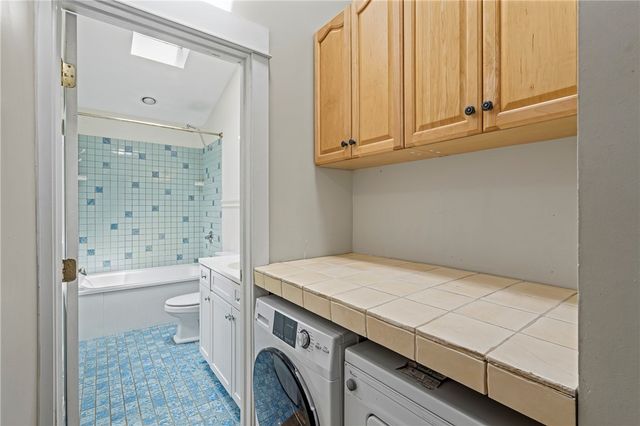 301 Redgate Rd, Aleppo, PA 15143