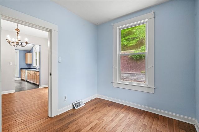 301 Redgate Rd, Aleppo, PA 15143