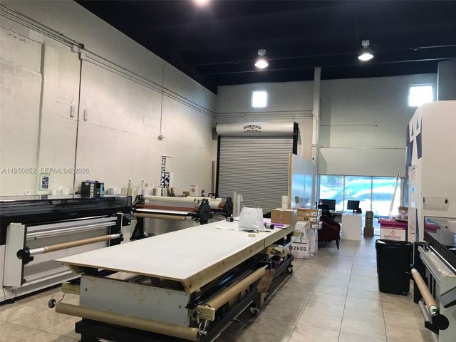 12300 SW 130th St 7, Miami, FL 33186