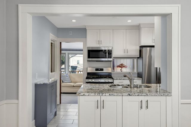 5036 Zenith Avenue S, Minneapolis, MN 55410