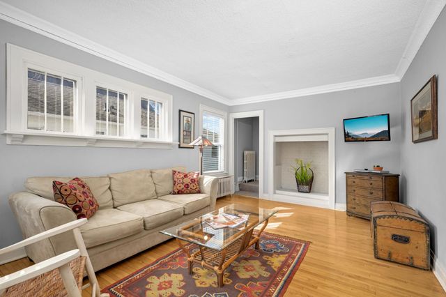 5036 Zenith Avenue S, Minneapolis, MN 55410