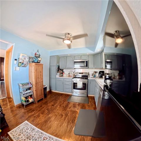 4401 9th Avenue, Vienna, WV 26105