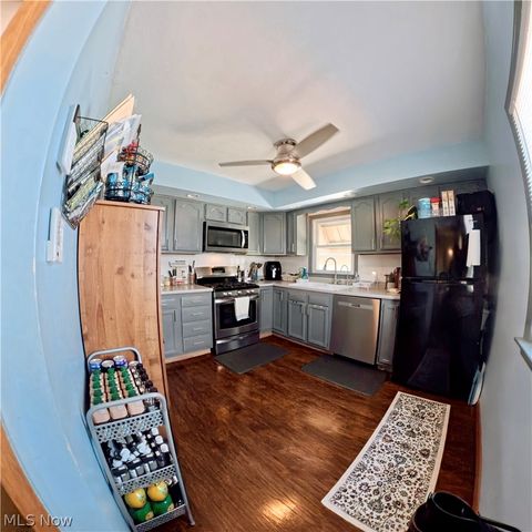 4401 9th Avenue, Vienna, WV 26105