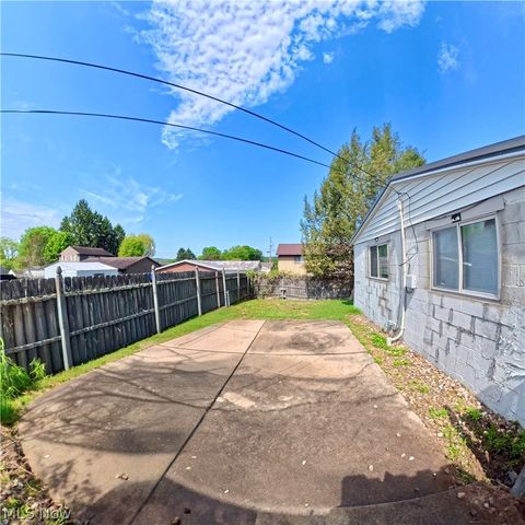 4401 9th Avenue, Vienna, WV 26105