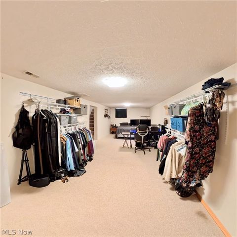 4401 9th Avenue, Vienna, WV 26105