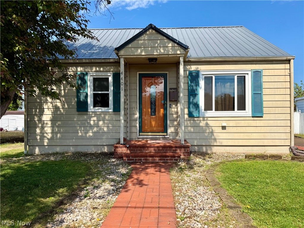 4401 9th Avenue, Vienna, WV 26105