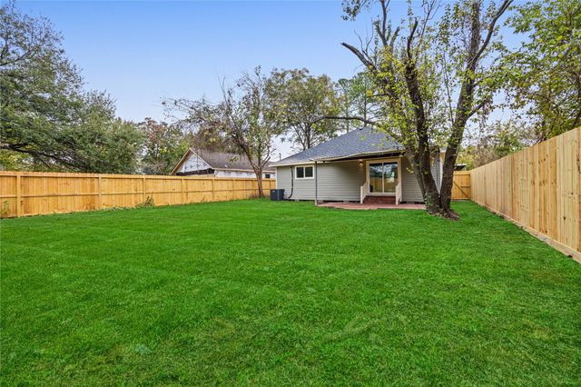 125 Bolden Street, Houston, TX 77029