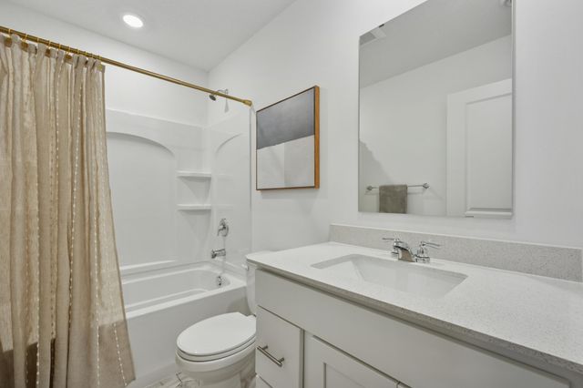 11041 203rd Street W, Lakeville, MN 55044