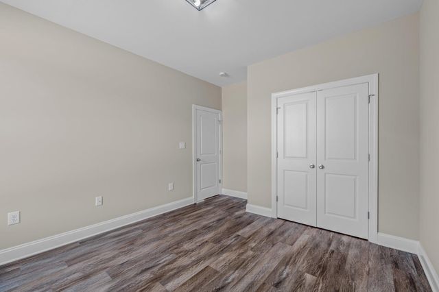 106 OAK CREST DR, Kearneysville, WV 25430