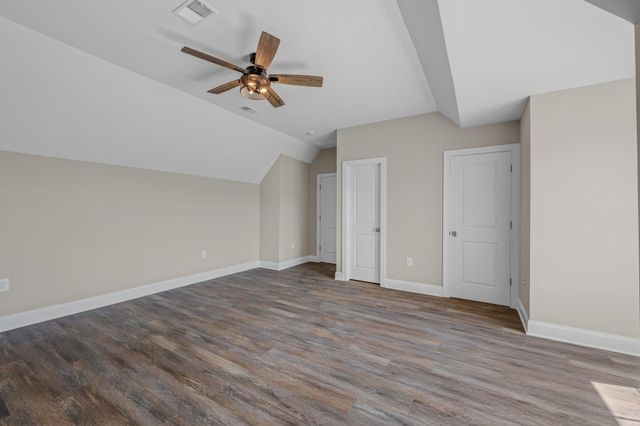 106 OAK CREST DR, Kearneysville, WV 25430