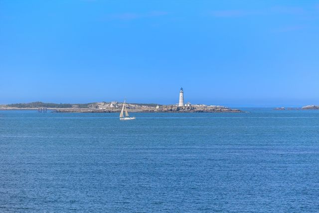 1092 Nantasket Ave, Hull, MA 02045