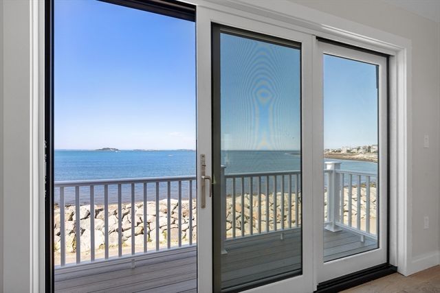 1092 Nantasket Ave, Hull, MA 02045