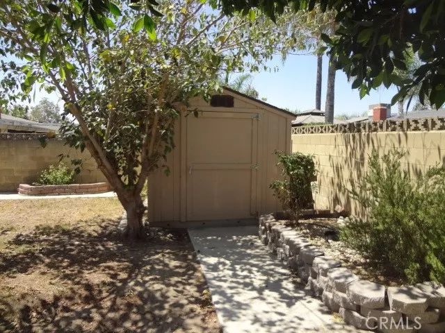 9116 Amber Court, Fontana, CA 92335