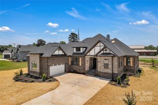 106 Kelly Marie Court, Kings Mountain, NC 28086