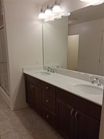 6369 Luna Rosa Avenue, Las Vegas, NV 89118