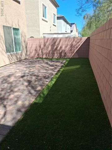 6369 Luna Rosa Avenue, Las Vegas, NV 89118
