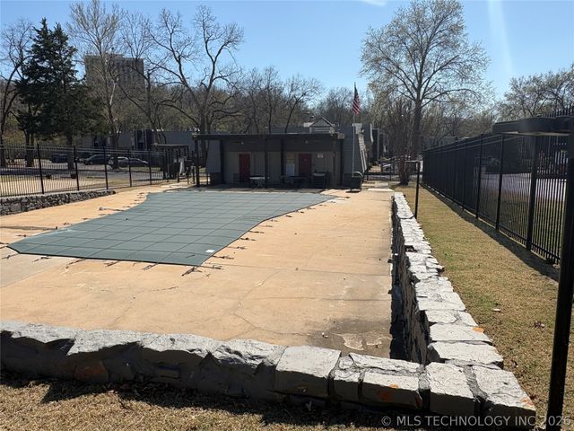 4720 E 68th Street 260, Tulsa, OK 74136