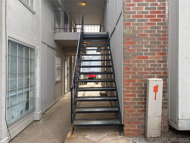 4720 E 68th Street 260, Tulsa, OK 74136