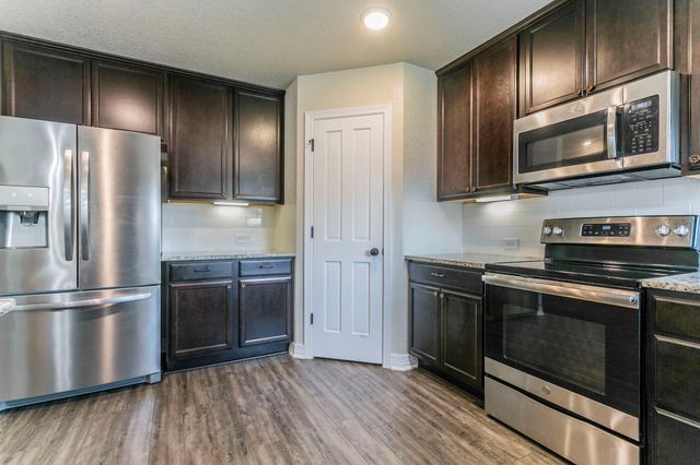 1814 Rustic Manor DR, Temple, TX 76502