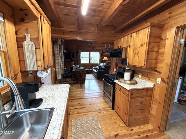 5150 Raven Branch Road, Del Rio, TN 37727