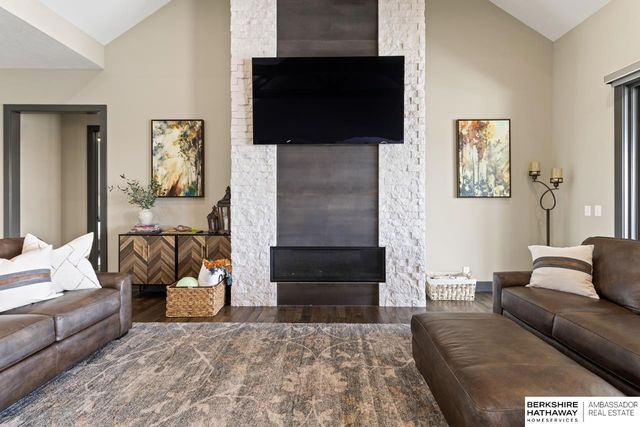 845 Freedom Ridge Road, Yutan, NE 68073