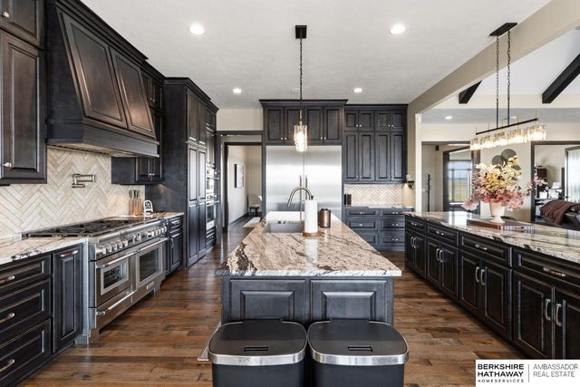 845 Freedom Ridge Road, Yutan, NE 68073