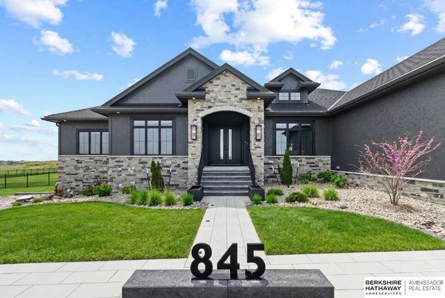 845 Freedom Ridge Road, Yutan, NE 68073
