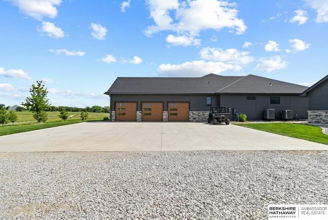 845 Freedom Ridge Road, Yutan, NE 68073