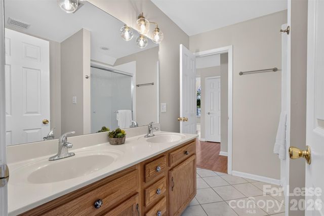 9020 Roseton Lane, Charlotte, NC 28277