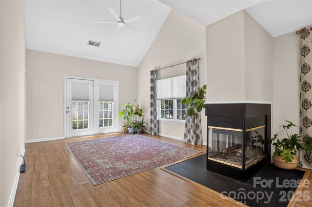 9020 Roseton Lane, Charlotte, NC 28277