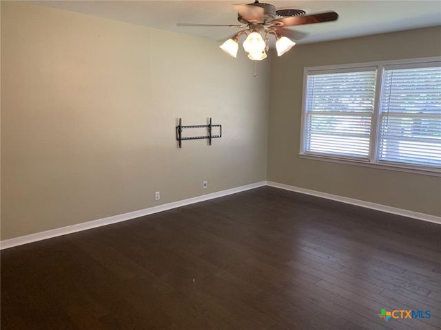 1401 S 47th Street, Temple, TX 76504